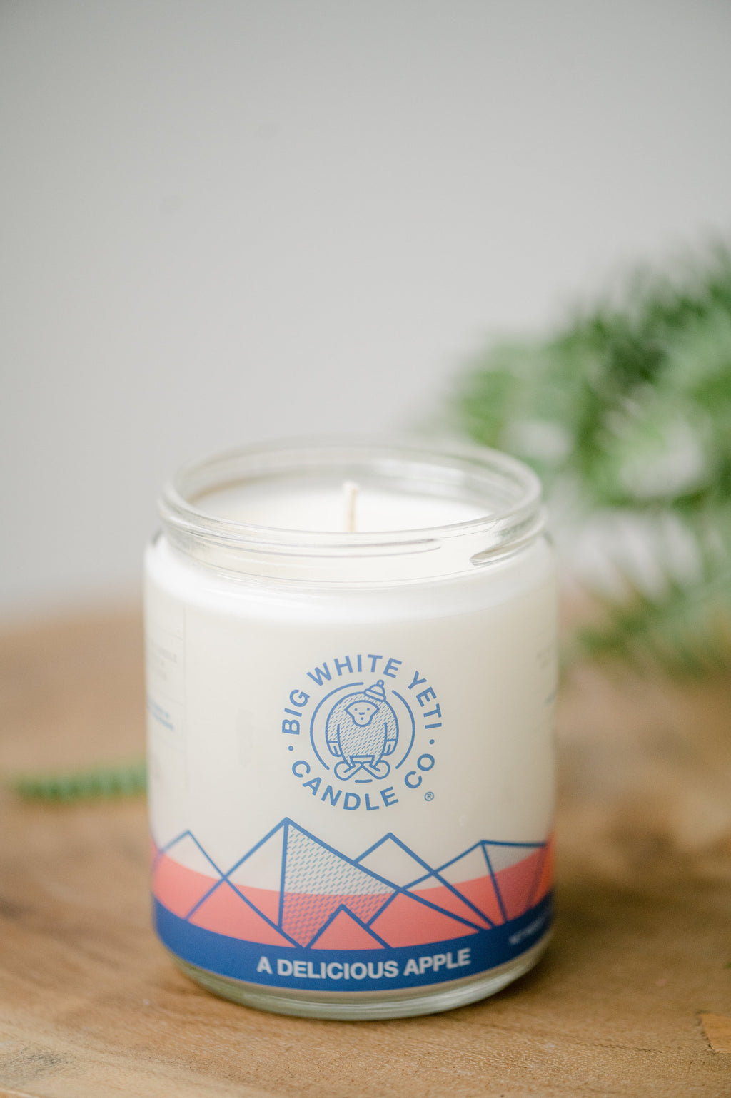 A Delicious Apple Soy Candle - 6oz tin or 8oz glass jar
